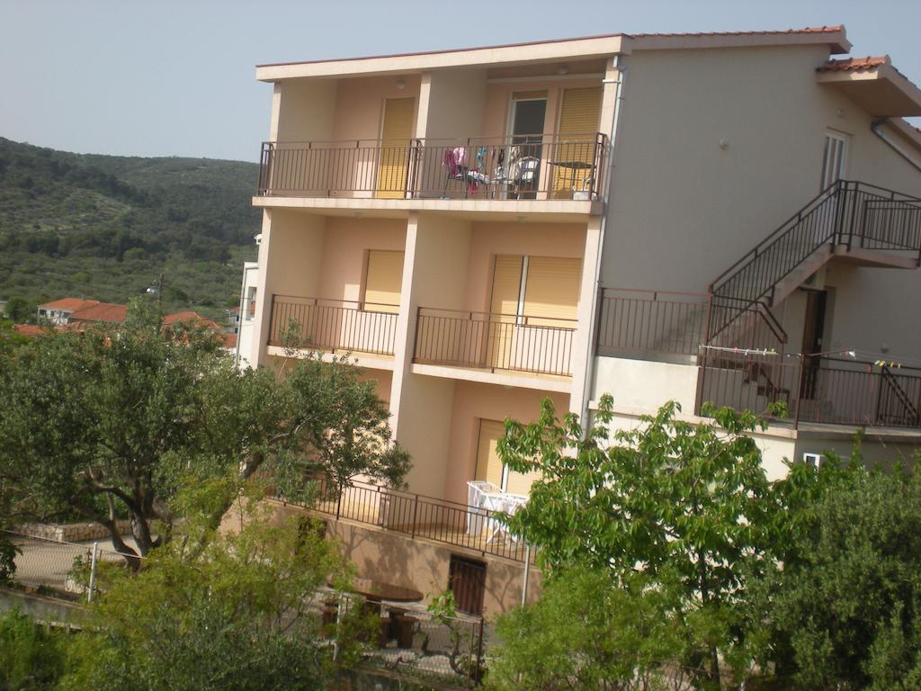 Apartments Jelica 슬라티네 외부 사진